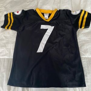 like new NFL team apparel Steelers Roethlisberger shirt. size 12-14 $20